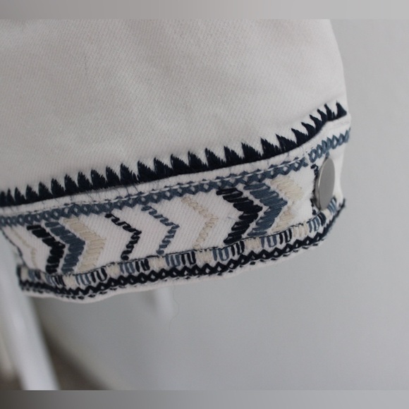 Driftwood jean jacket EUC - Picture 6 of 9